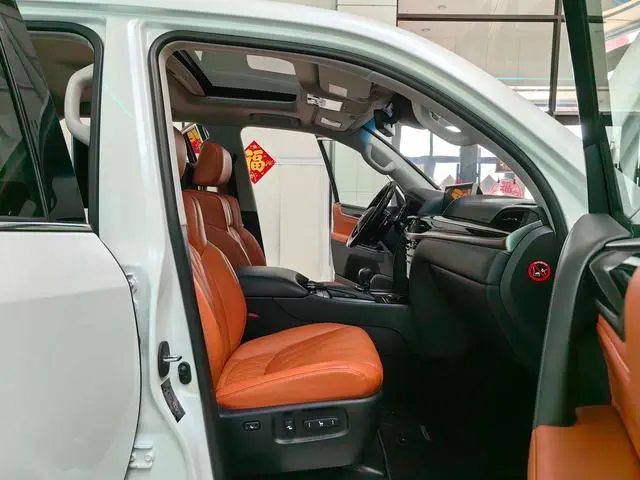 Lexus LX 2019 570 Peak Special Edition