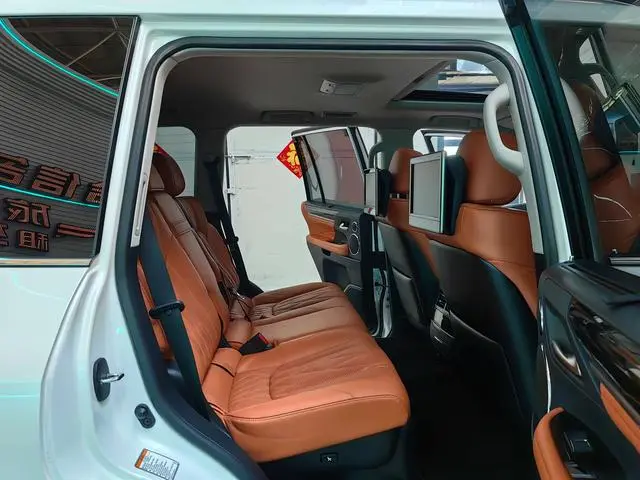 Lexus LX 2019 570 Peak Special Edition