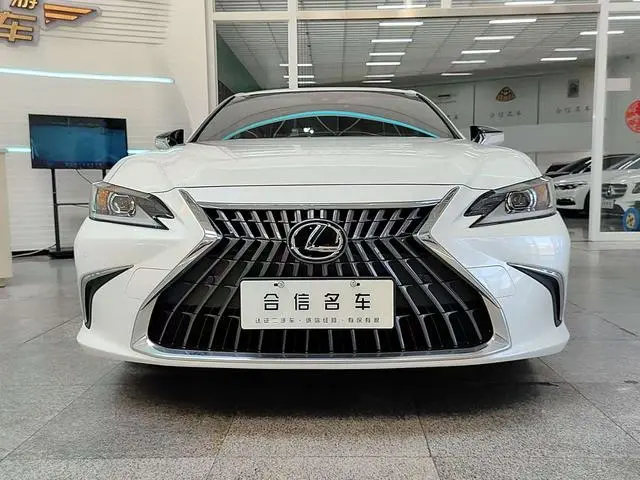 Lexus Es 2022 200 Отличное издание