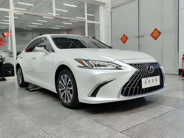 Lexus Es 2022 200 Отличное издание